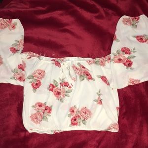 Long sleeve Floral Crop Top